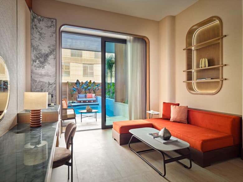 XO Cape Arnna Pool Suite