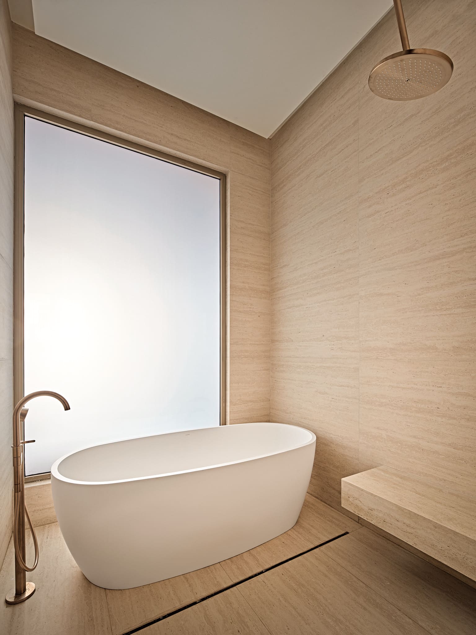 XO Cape Arnna Pool Suite