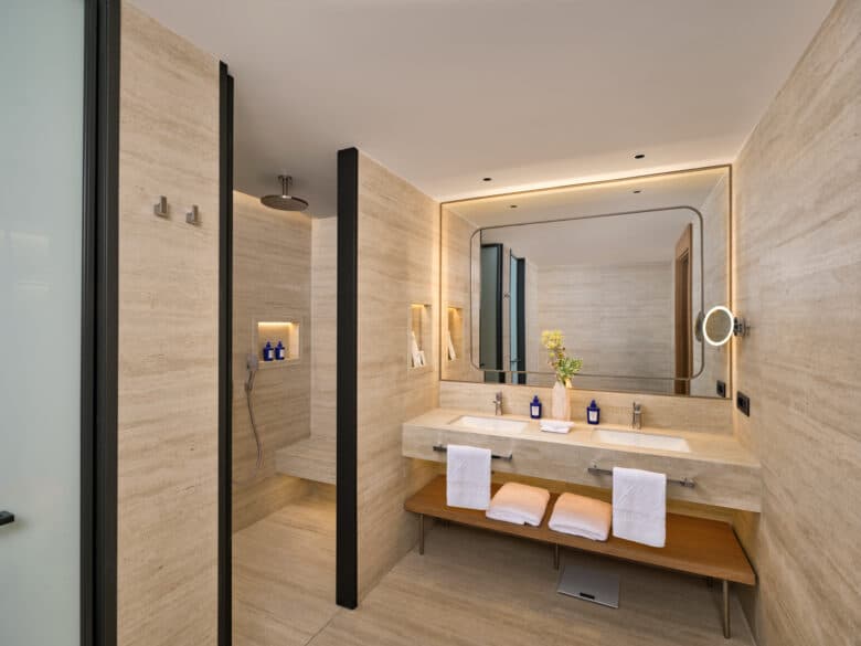 XO Suite No:1