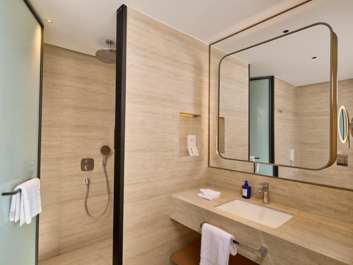 XO Suite No:1