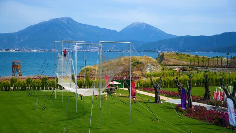 A Step into the Sky: Flying Trapeze at XO Cape Arnna